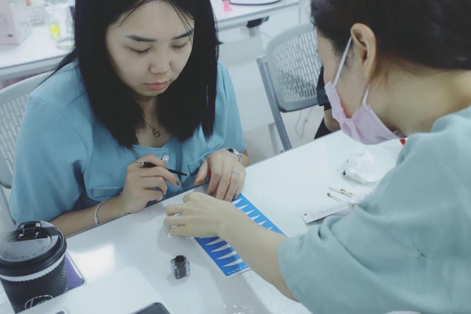 半永久纹绣上课现场