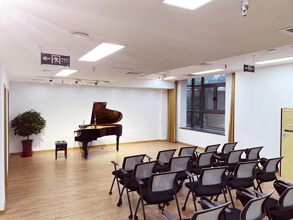 钢琴教室