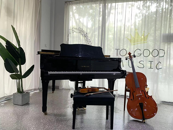 钢琴房