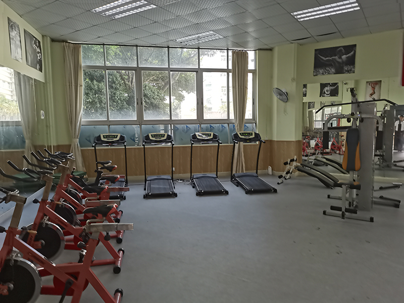 健身房