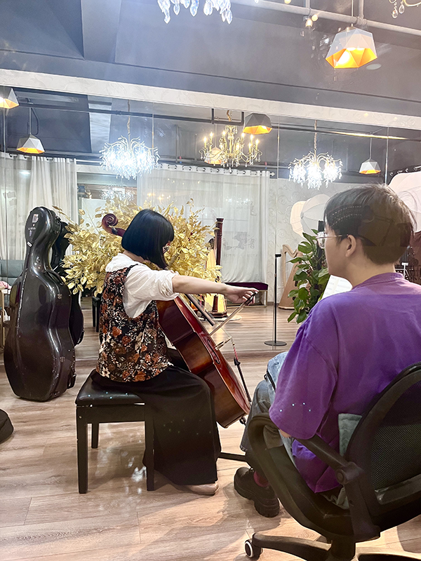 大提琴教学现场