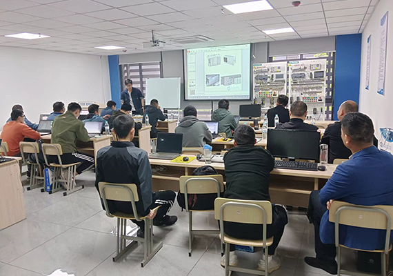 每月一次公开课试听活动现场